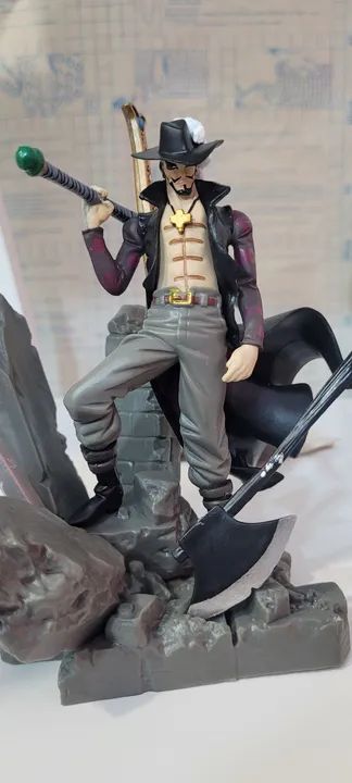 Boneco de Ação One Piece - Mihawk