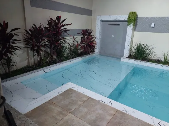 Imperdível!Alugo linda casa mobiliada no Buritis com 4 suítes e piscina! Perto do Biig Bom