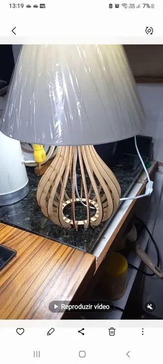 Abajur em madeira - Foto 3