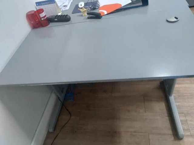 Mesa de Escritório em MDF / Metal Cinza 73 cm x 120 cm x 60 cm - Foto 3