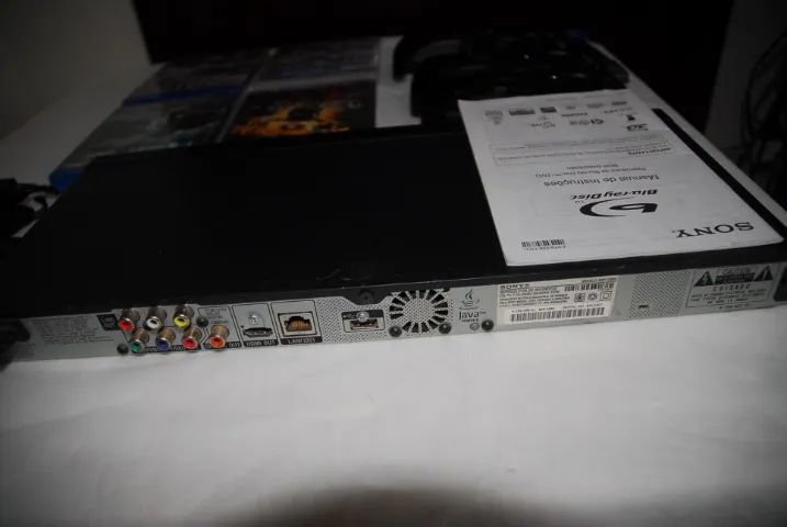 Blu-ray Player com óculos Sony e disco usados - Foto 3