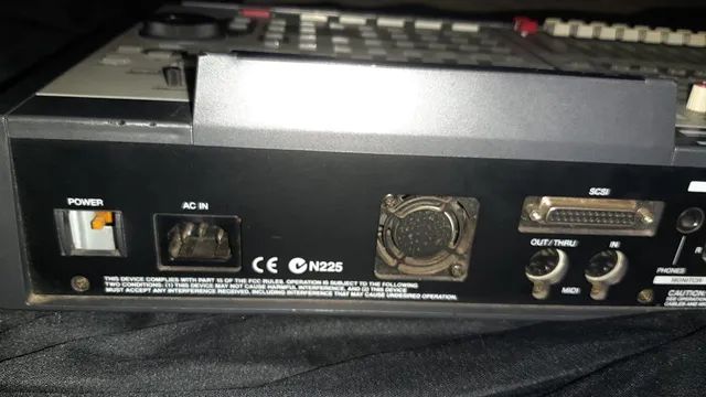 Roland Vs-1824cd 24-bit Digital Workstation - Foto 5
