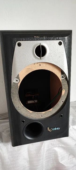 Caixa de Som Infinity Alpha 20 