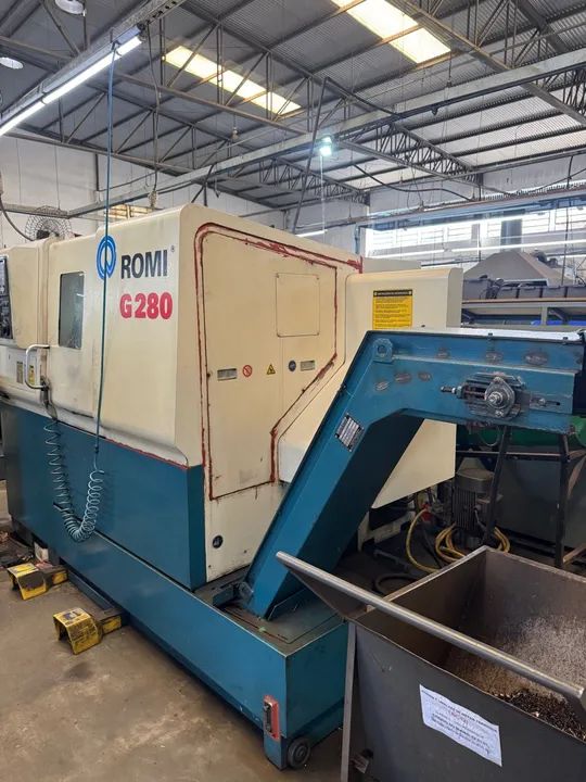 Torno CNC ROMI - Foto 2
