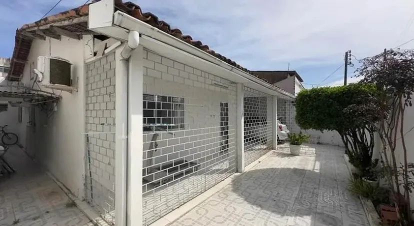 CASA A VENDA NA SAMAMBAIA SUL