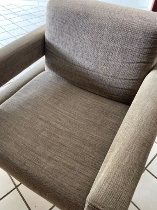 Vendo poltrona ACEITO CARTÃO - Foto 3