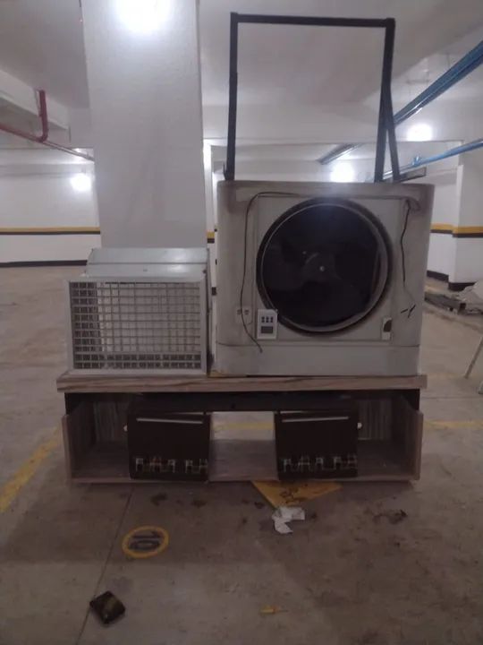 Vendo Climatizador com suporte de alumínio   - Foto 2