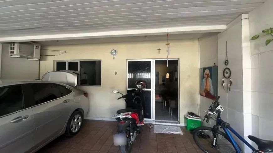 Casa a venda No Riacho Fundo