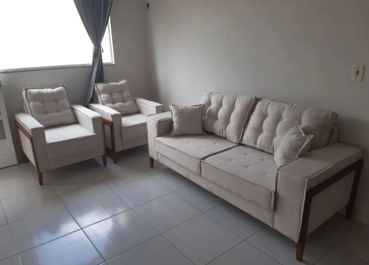 Sofá e poltronas