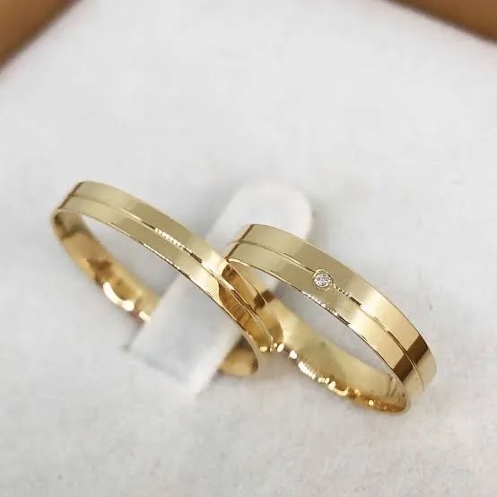 Alianças de Casamento em Ouro 18k - Foto 2