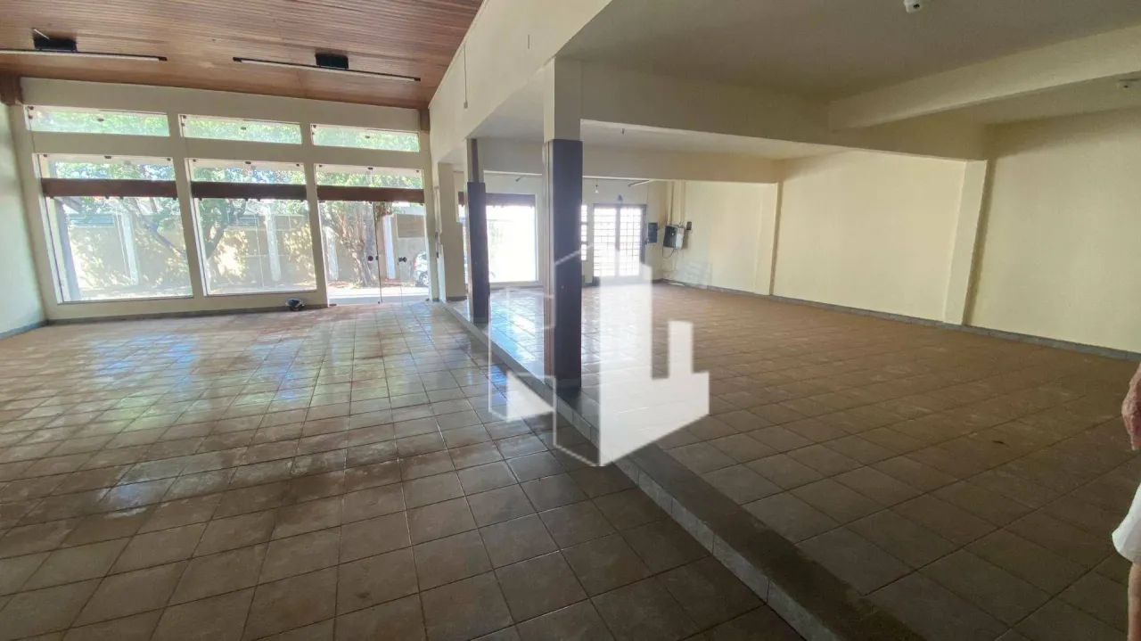 Salão para alugar, 300 m² por R$ 3.500/mês - Centro - Jaú/SP