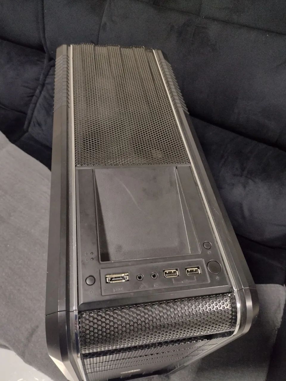Gabinete Gamer Cooler Master - Foto 3