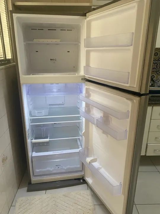 Geladeira Samsung Duplex 10kg Inox - Foto 2