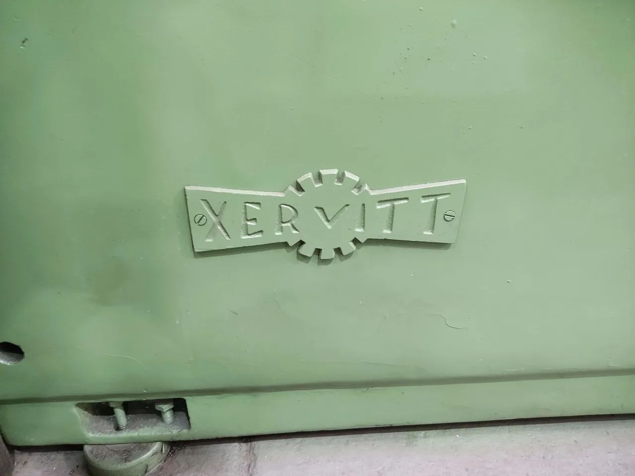 Torno Revólver Xervitt 63 mm de passagem - Foto 4