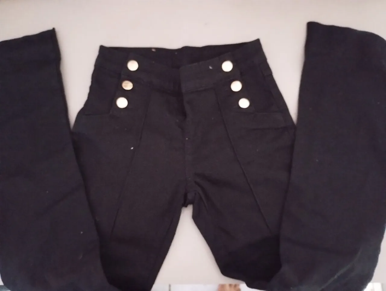 Calça preta Sawary Jeans com botões