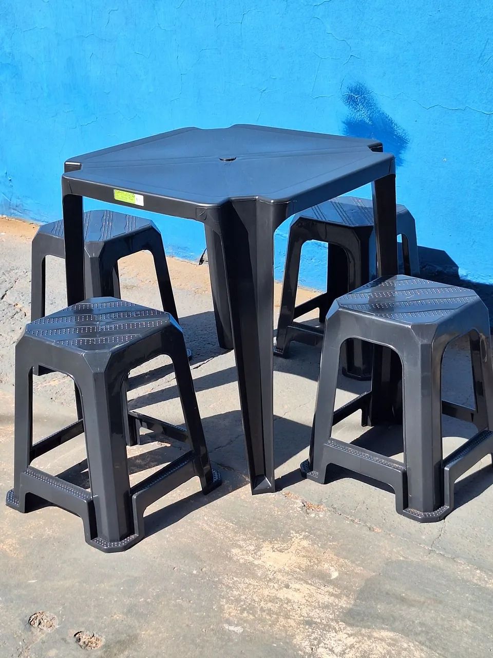 Jogo de mesa com banquetas - Foto 4