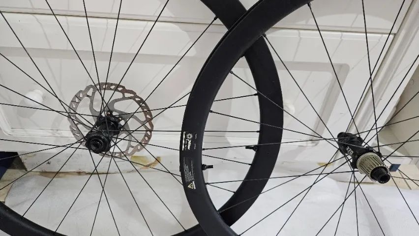 Rodas Gravel Ryet Carbono - Foto 3