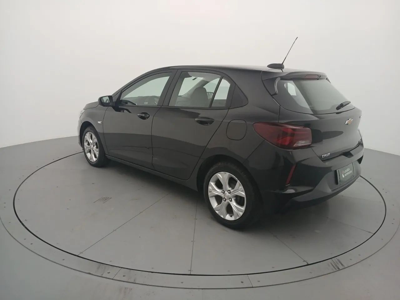 Chevrolet Onix Hatch LTZ 1.0 12V TB Flex Aut. 5P 2024 - Foto 3