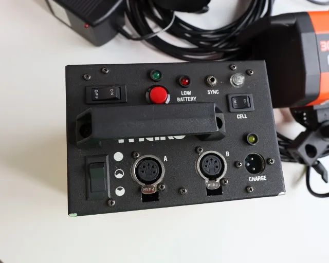 Flash Mako 3003 DC - Duas Cabeças e 3 Modificares - Foto 2