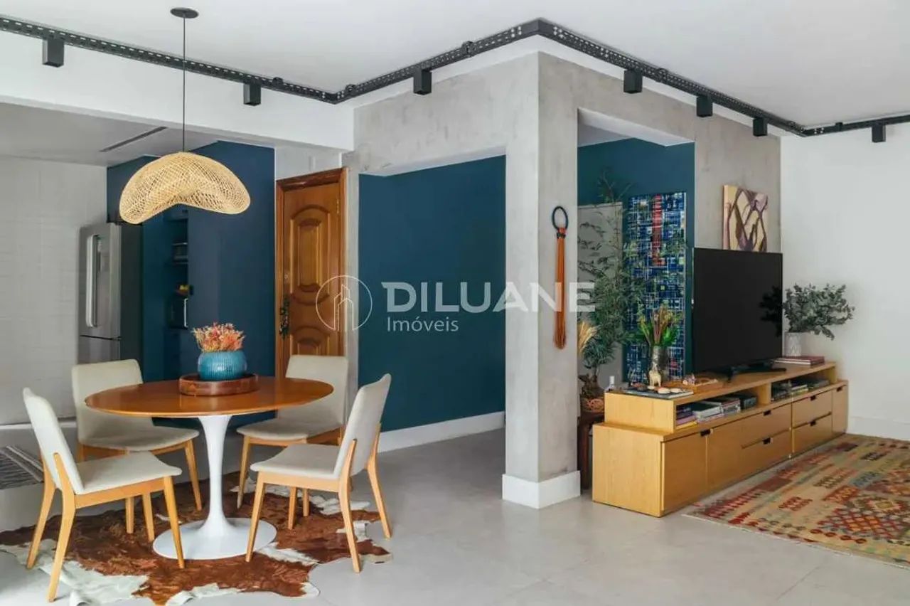Apartamento : / Residencial / Lagoa