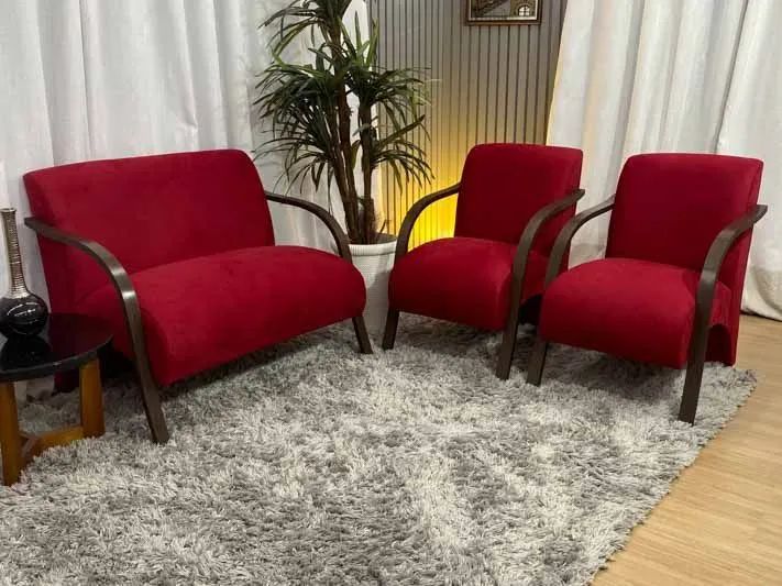 Conjunto de Poltronas 2x1x1 Lugares Vermelho Braço Madeira 