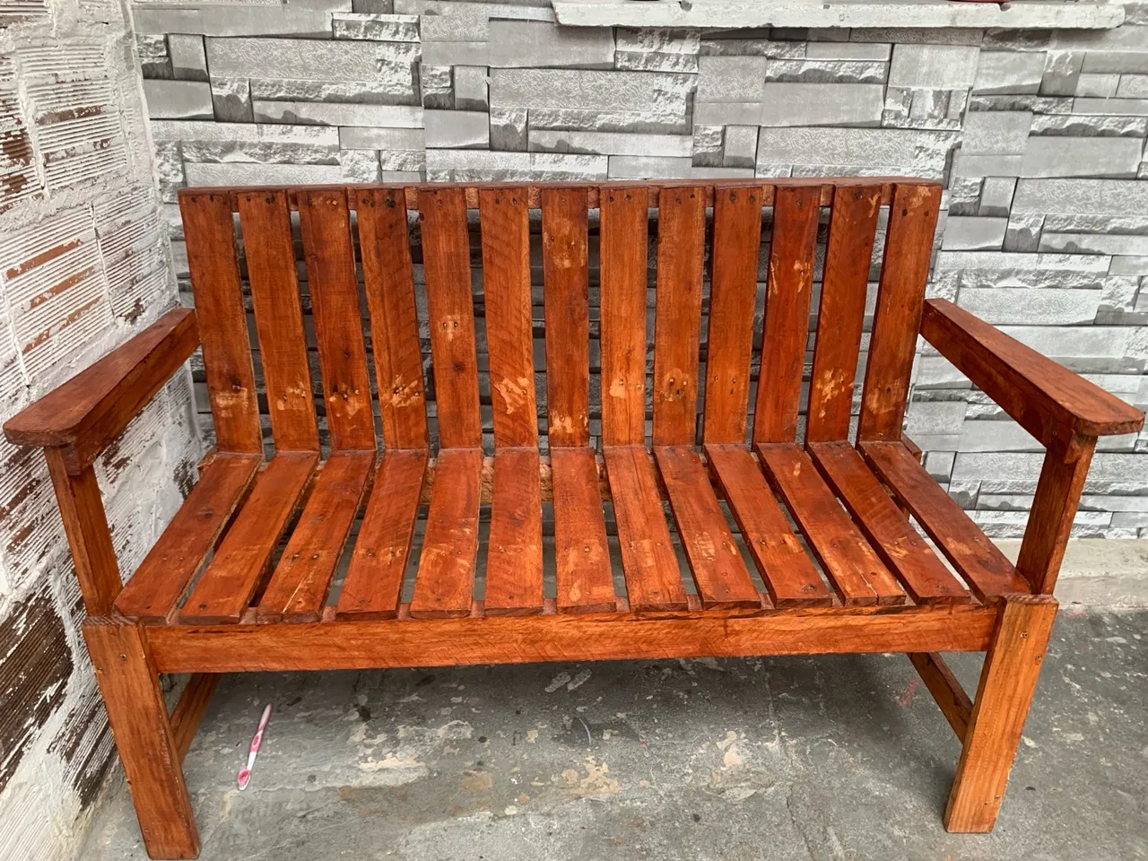 Bancada de Madeira Rústica para Jardim ou Varanda
