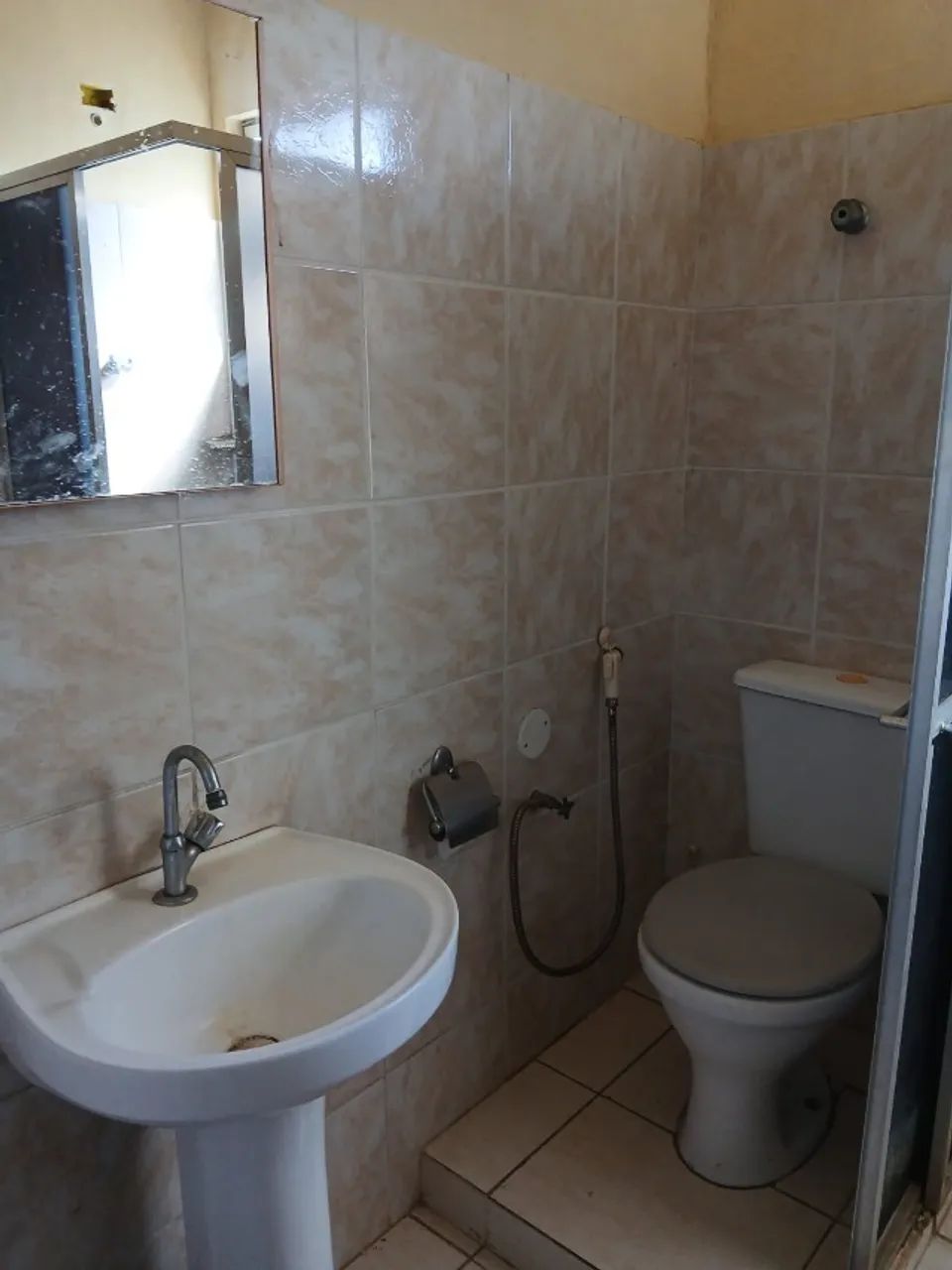 Vendo ótima casa em Sepetiba,50 mil de entrada - Foto 2