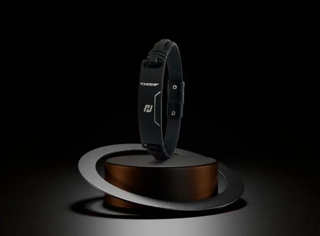 PULSEIRA EM COURO SINTÉTICO POWERCHIP AJUSTÁVEL - Foto 5