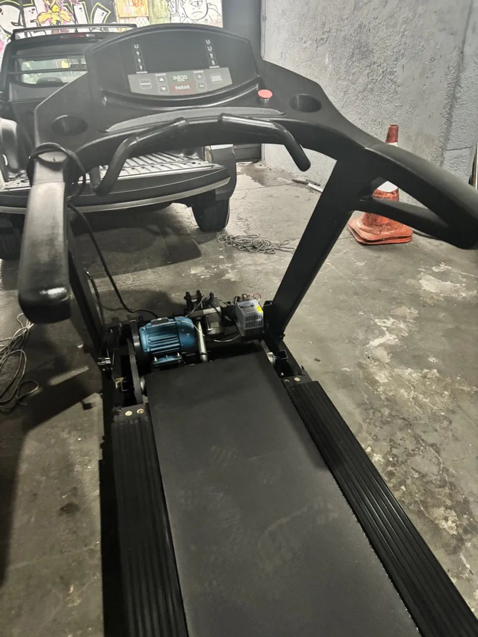 Esteira RT 250 BLACK G2  Motor WEG 3 HP, atingindo 18 km/h Baixo custo, - Foto 2