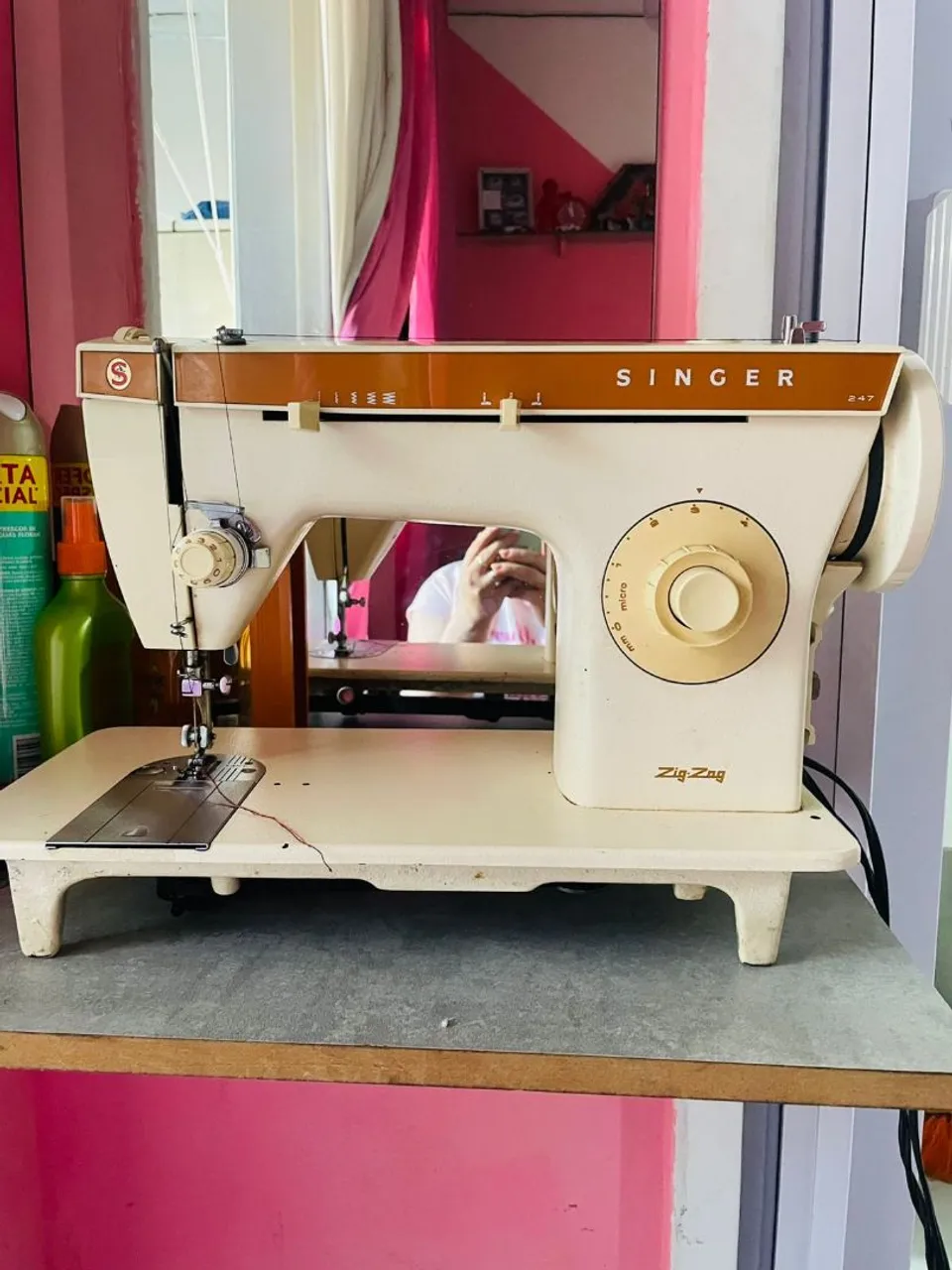 Máquina de Costura Singer Zig-Zag 247