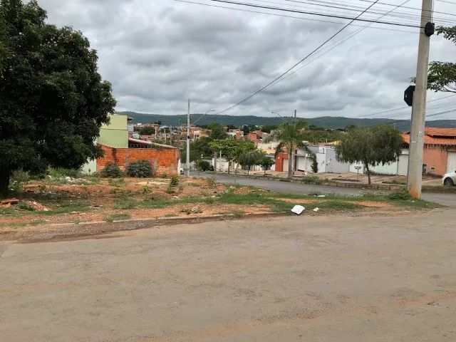 Lote de Esquina - Bairro Maracanã - Foto 4