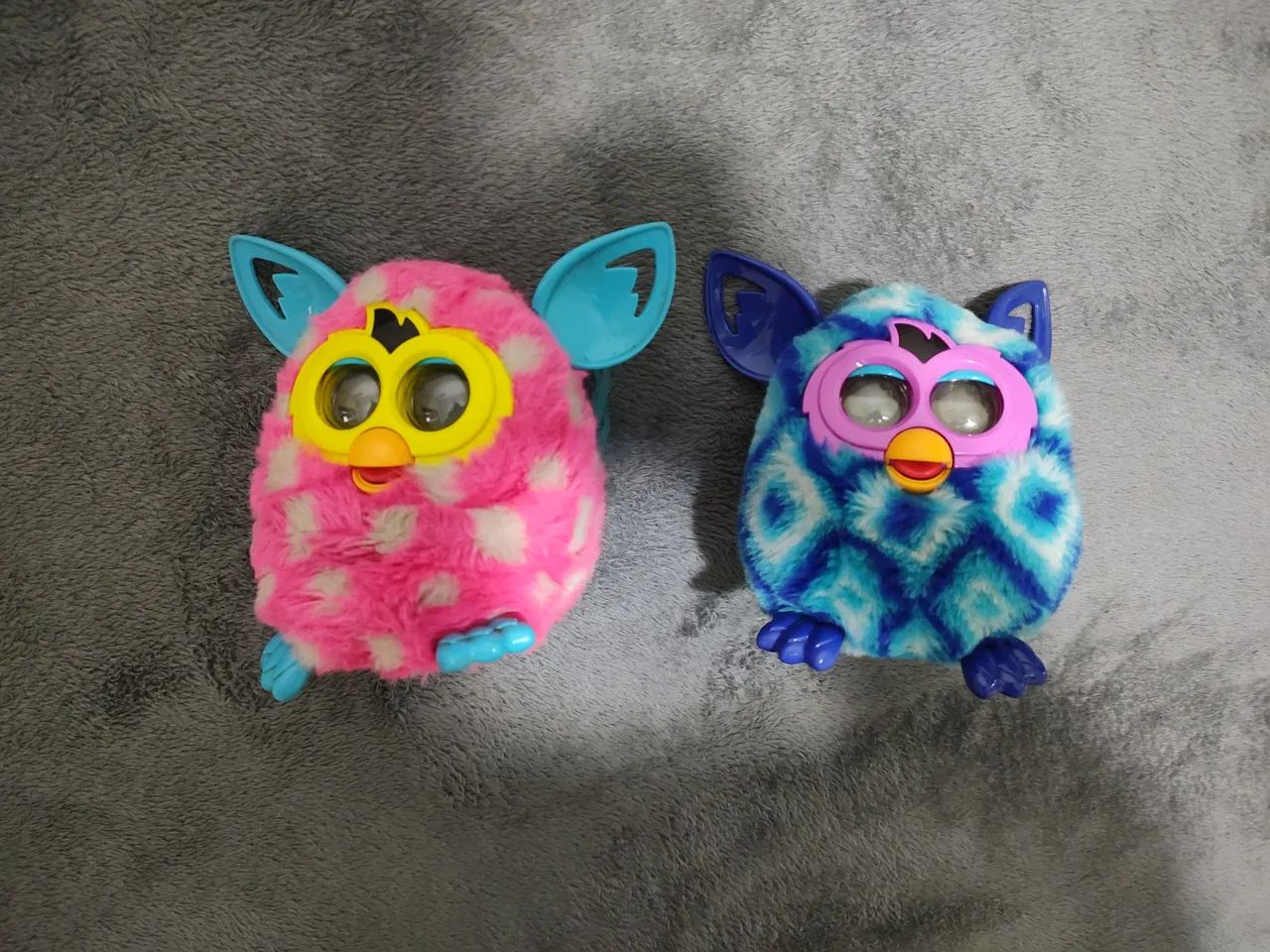 Furbys Boom Interativos - Rosa e Azul boneco pelucia gremlins labubu ...