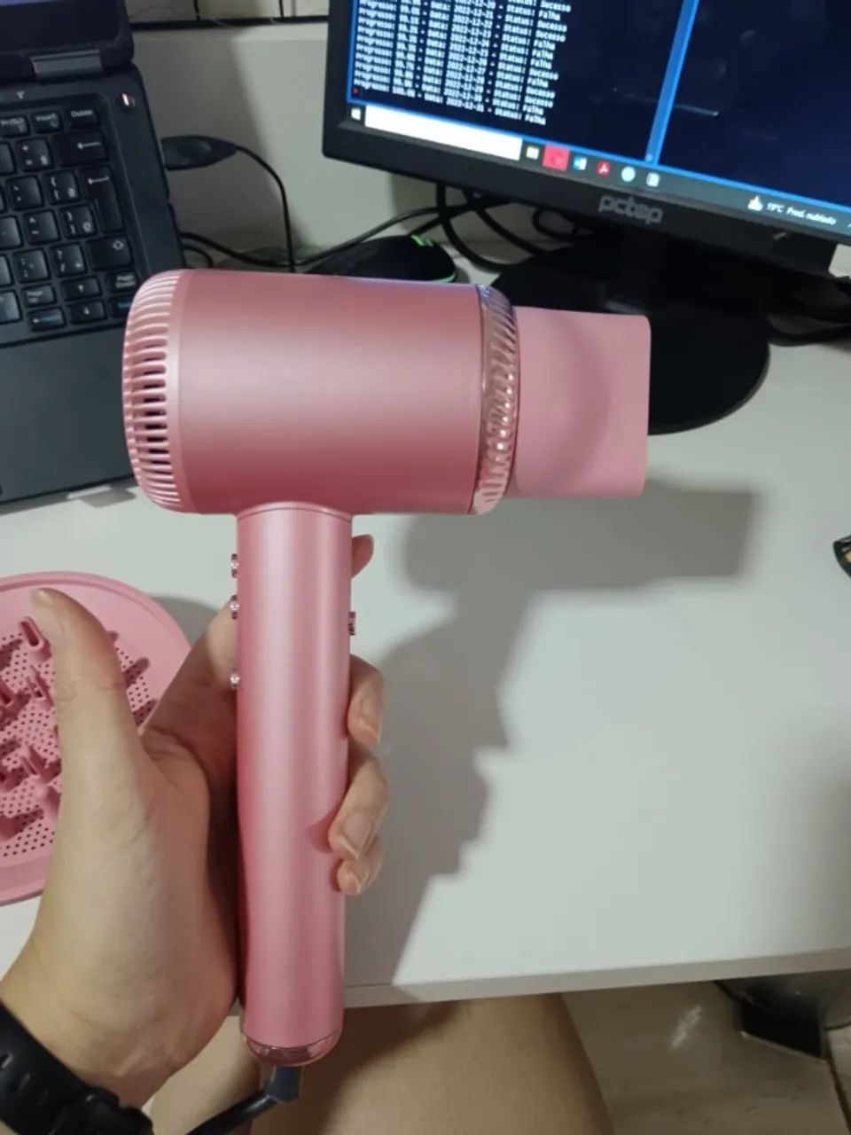 Secador Profissional Europeu - 100.000 RPM, Íons Negativos, Super Silencioso, LED - Foto 4