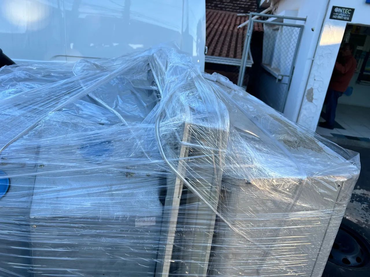 Vendo ou Troco Ar condicionado 32 Btu,s - Foto 3