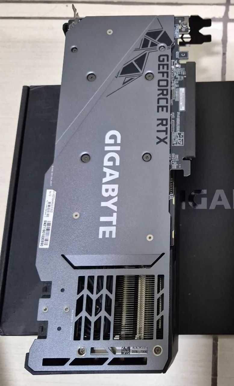 Placa de Vídeo Gigabyte GeForce RTX 3070 Gaming OC 8G. Aceito troca - Foto 4