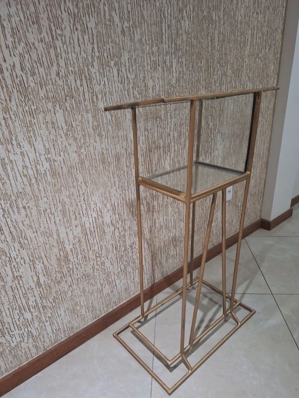 Pulpito de ferro / vidro cor dourado - Foto 3