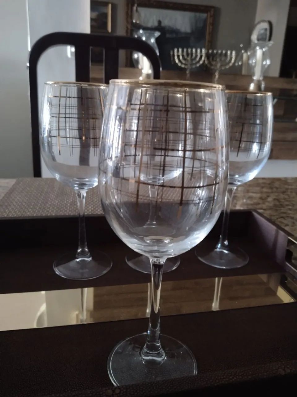 04 Taças Cromus de cristal quadriculado dourado 