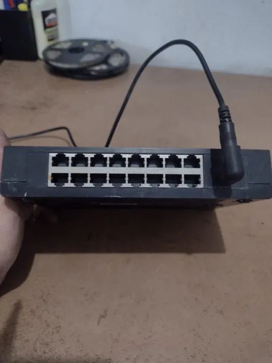 Switch Tp-Link TL-SF1016D64308142460033123