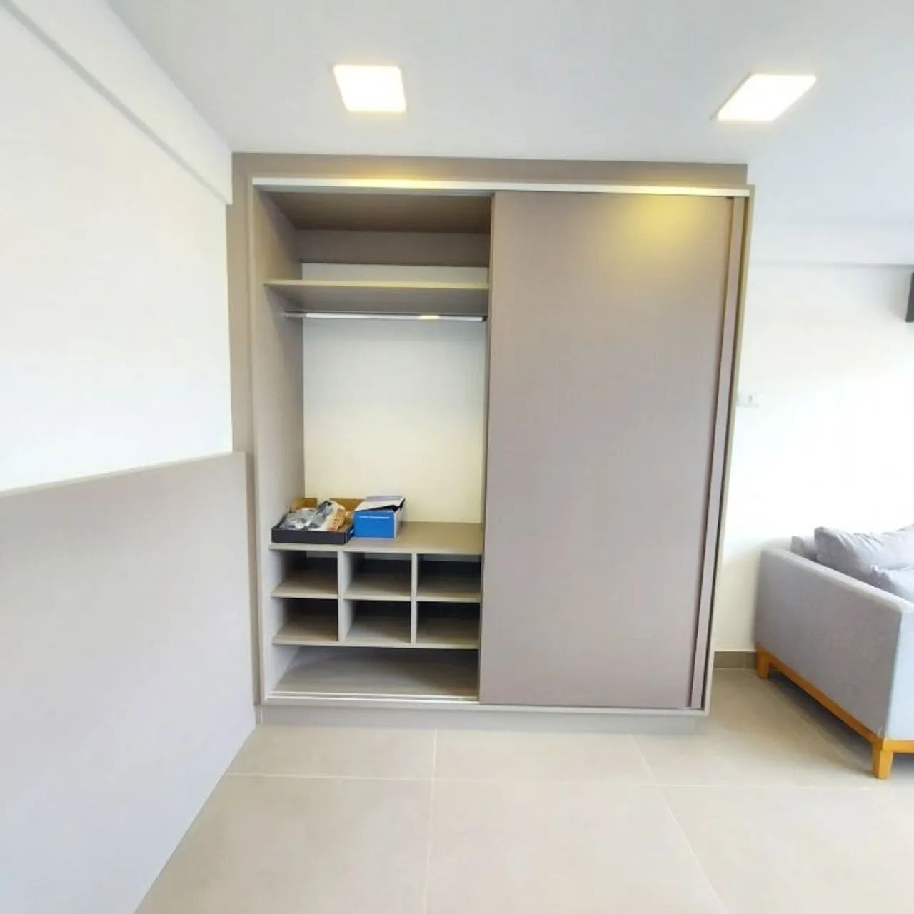 Apartamento NOVO-MOBILIADO-EQUIPADO com 01 quarto (Studio) para Locação com 34 m² no Centr - Foto 5