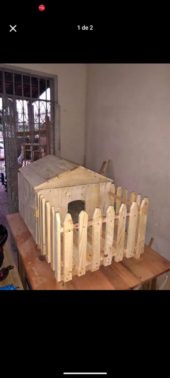 Casinha de madeira para roedores