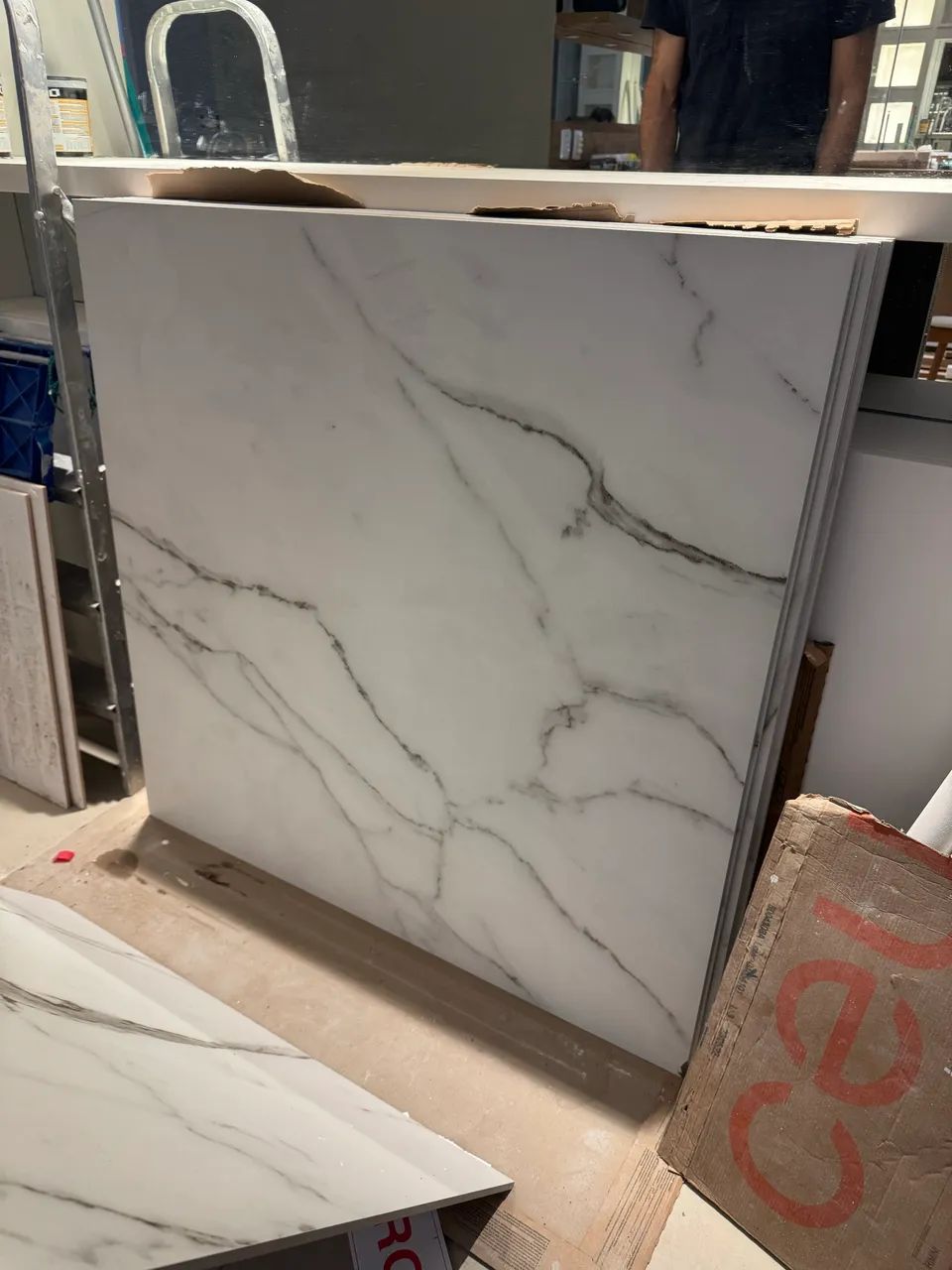 Porcelanato Rimini polido retificado 100x100cm branco Ceusa