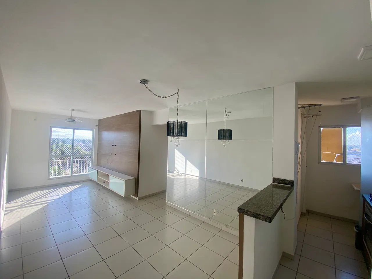 Apartamento à Venda no Condomínio Torres do Coxipó Com Móveis Planejados!
