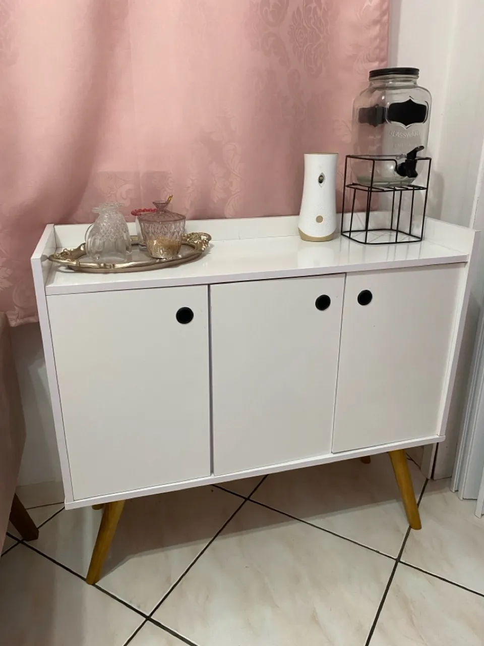 Aparador/Balcão Branco com Pés Palito