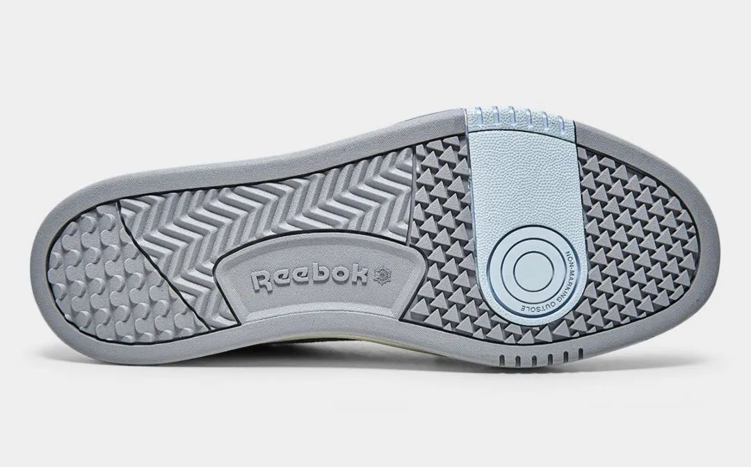 Tênis Reebok Lt Court tamanho 41 original - Foto 4