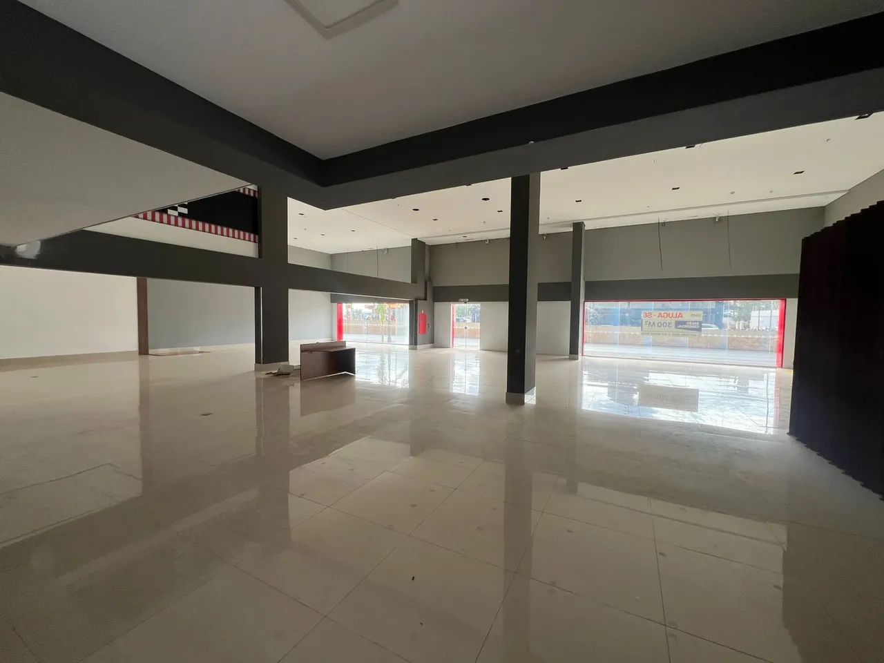 Aluga-se sala comercial com 300m2 no Advanced Hotel Business & Flat em Cuiabá MT 
