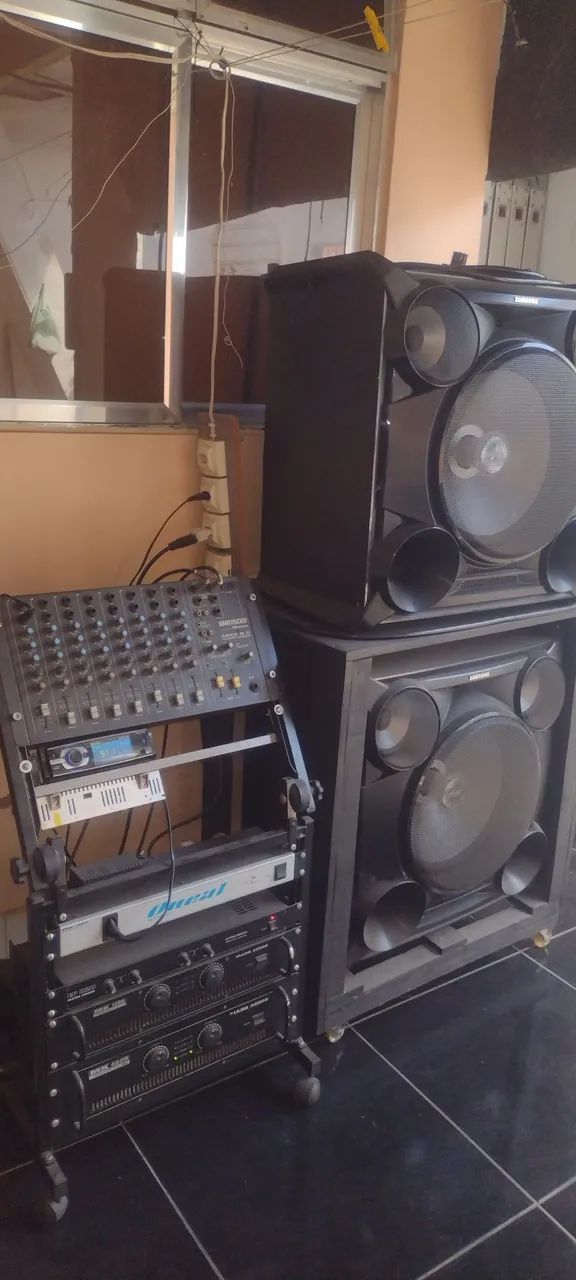 Som montado - Foto 2