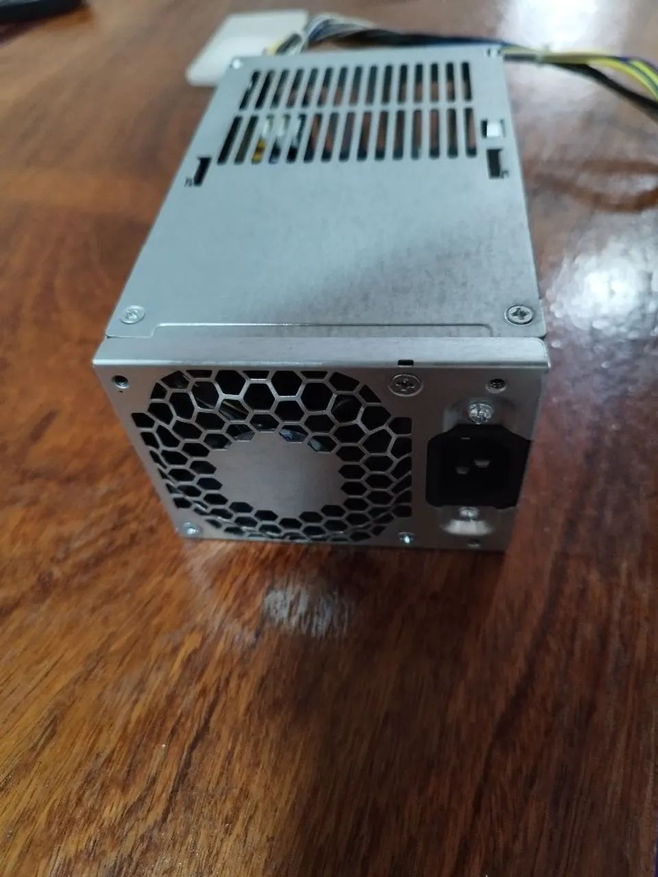 Fonte de PC HP 240W - Foto 3