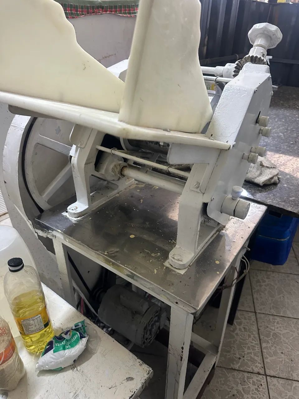 Cilindro leão e masseira 15kg - Foto 5