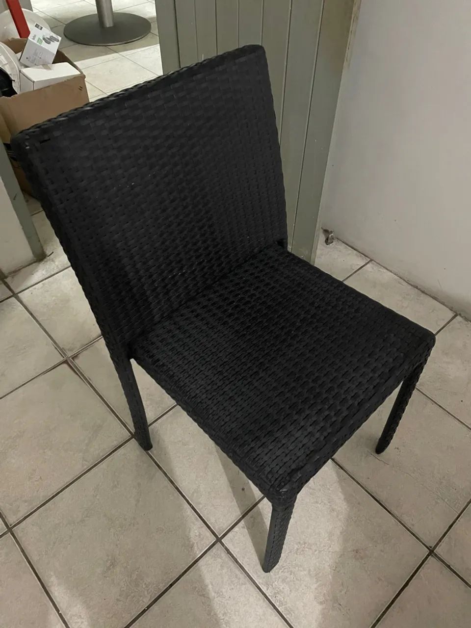 Cadeira em Vime Sintético Preta Elegante - Foto 3