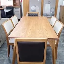 Mesa de Madeira Moderna com 6 Cadeiras - Foto 2